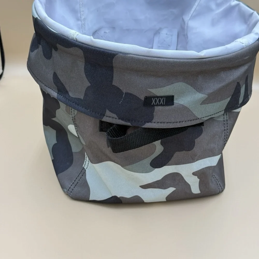 Thirty-One Collapsible Round Utility Tote Camouflage 31 Bags Storage Bin